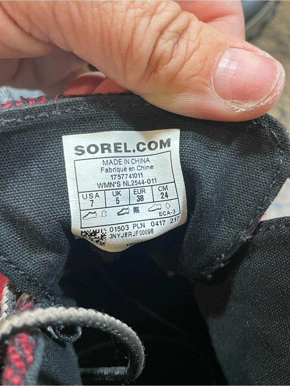 Sorel Out ‘N About 1757741 Sz 7 Red & Black Buffalo Plaid Waterproof Winter Boot